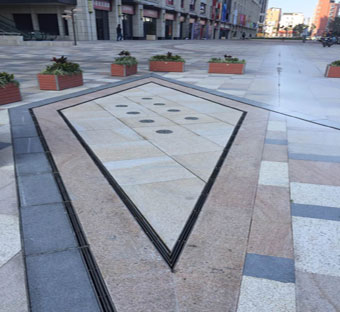 不锈钢缝隙式排水沟案例图