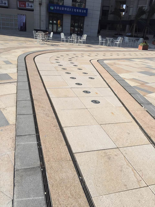 双边侧缝不锈钢缝隙式盖板