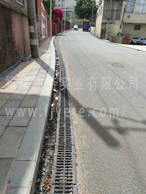 树脂混凝土U型槽排水沟案例